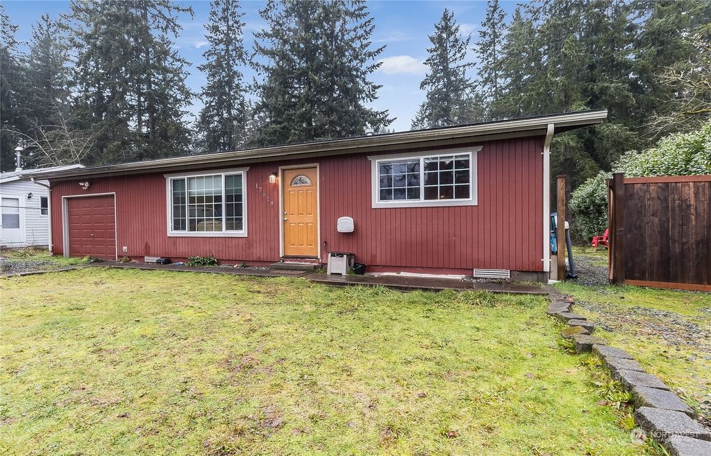 Photo of 17618 SE 332nd Place, Auburn, WA 98092 (MLS # 2196062)