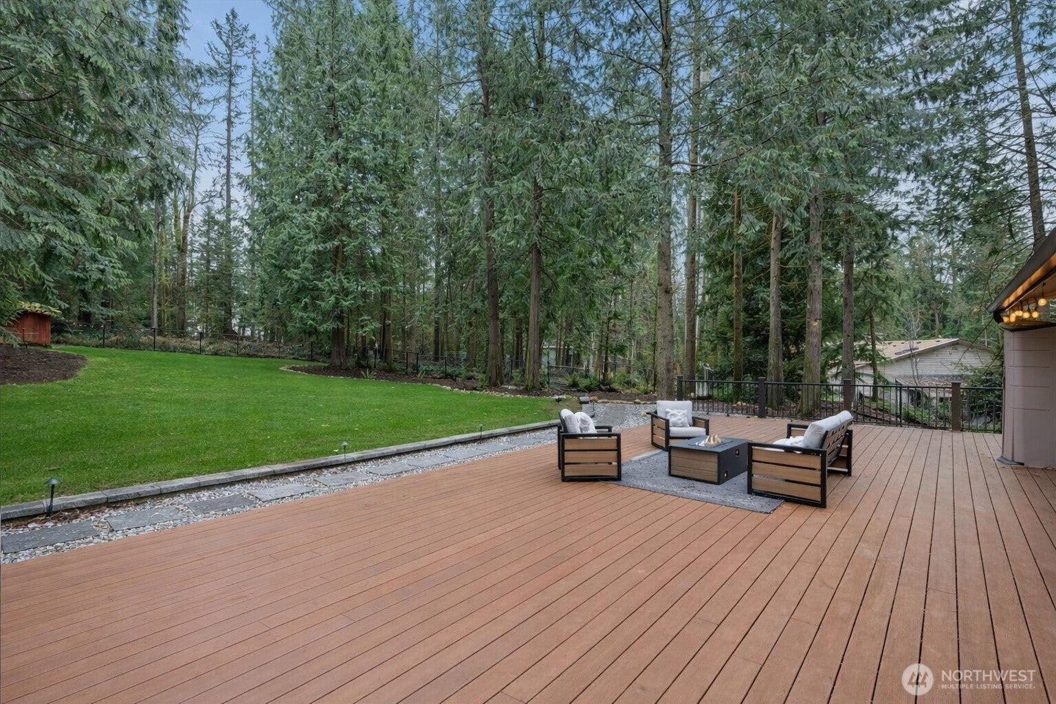 Issaquah, Washington, 98027, United States, 5 Bedrooms Bedrooms, ,3 BathroomsBathrooms,Residential,Active,2028801