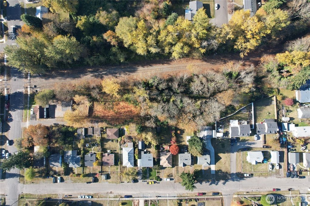 Photo of 421 E 46th Street, Tacoma, WA 98404 (MLS # 2496133)