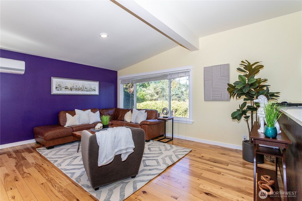 Photo of 3905 NE 6th Street, Renton, WA 98056 (MLS # 2436449)