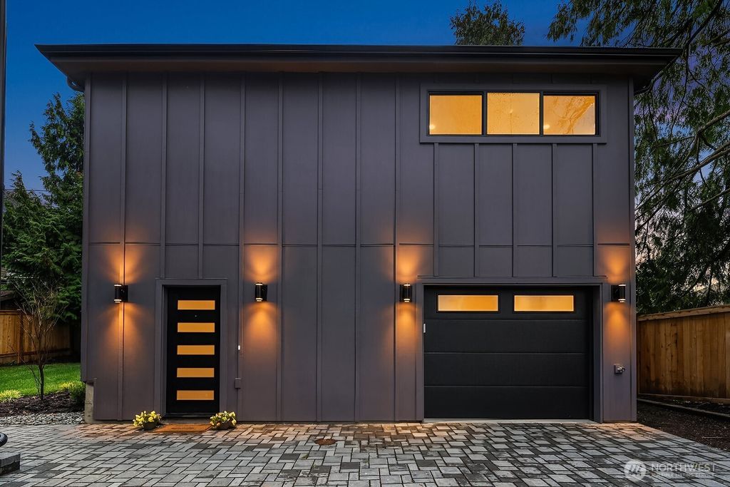 Photo of 2613 NE 87th Street, Seattle, WA 98115 (MLS # 2492351)