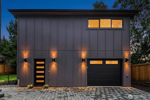 Photo of 2613 NE 87th Street, Seattle, WA 98115 (MLS # 2492351)