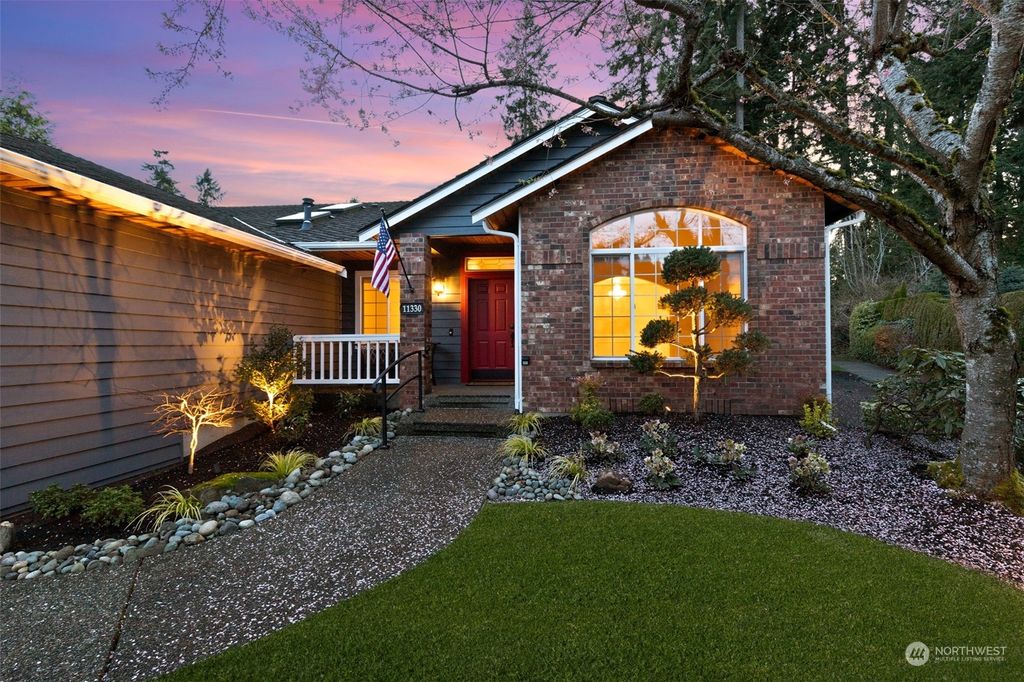 Photo of 11330 31st Drive SE, Everett, WA 98208 (MLS # 2216038)