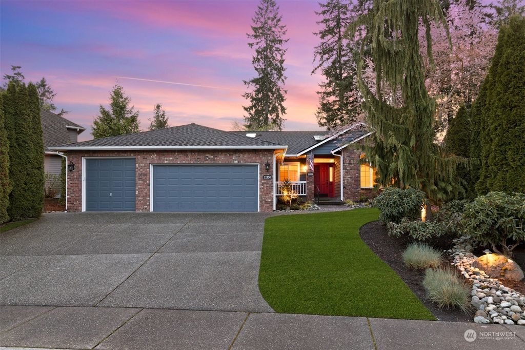 Photo of 11330 31st Drive SE, Everett, WA 98208 (MLS # 2216038)