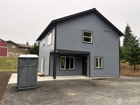 Photo of 115 Brian Drive, Chehalis, WA 98532 (MLS # 2585894)