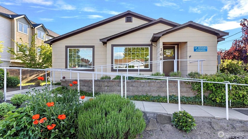 Photo of 168 Pine Avenue, Snohomish, WA 98290 (MLS # 2375648)