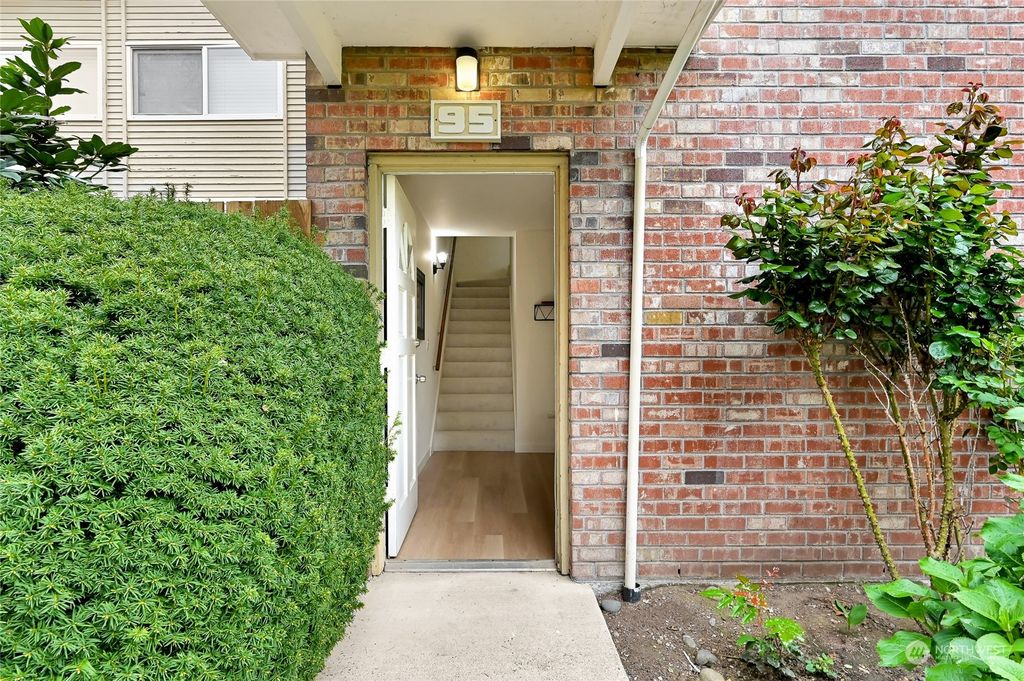Photo of 12241 SE 59th Street #95, Bellevue, WA 98006 (MLS # 2234243)