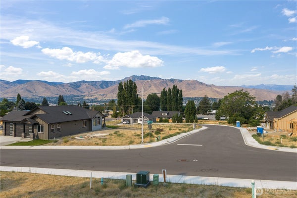 3267 NW BRIANNA AVE LOT 14, EAST WENATCHEE, WA 98802 - Image e2ada6aa93db361f7b3e7f64461424e8/1063592744