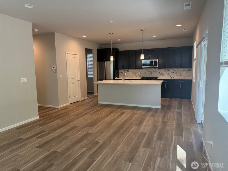 292 NE Shadowhawk Lane