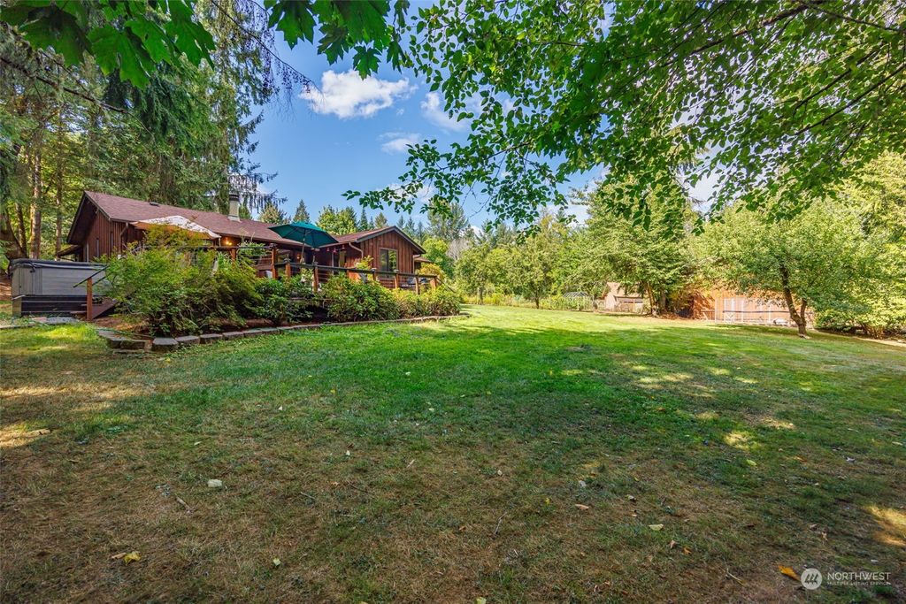 Photo of 4404 272nd Avenue NE, Redmond, WA 98053 (MLS # 2153724)