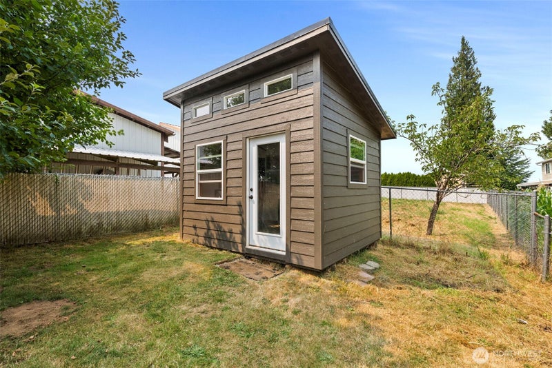 310 E Cedarcrest Court