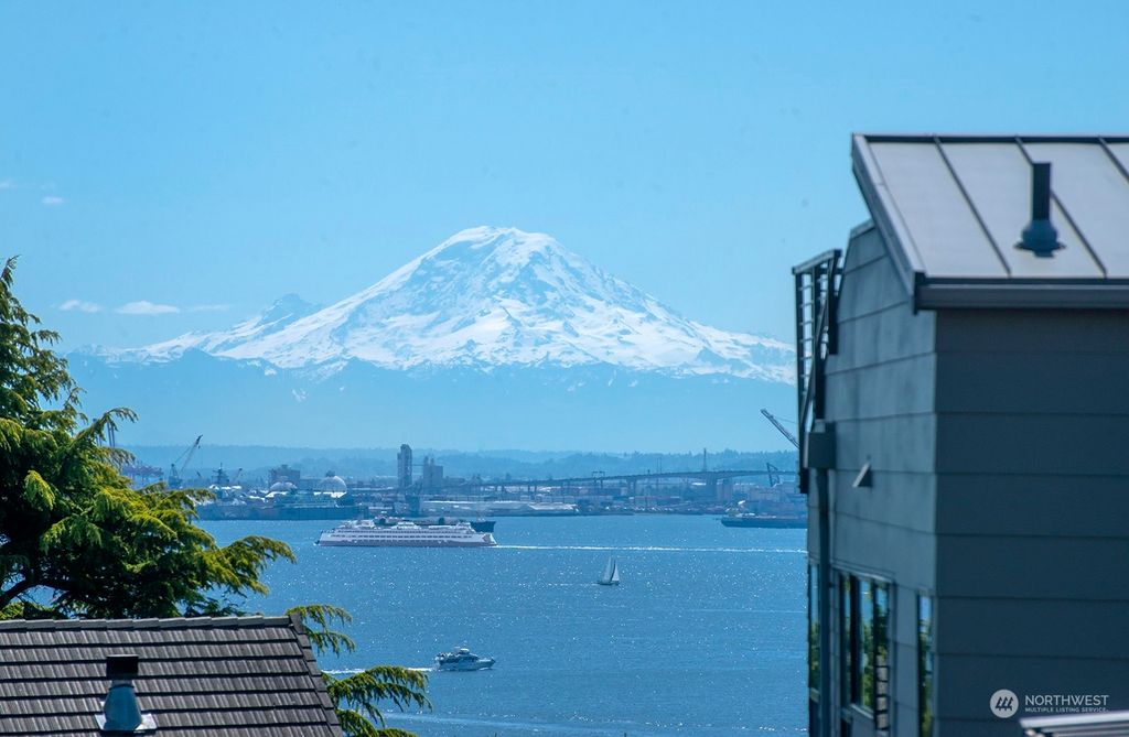 Photo of 3513 W Howe Street, Seattle, WA 98199 (MLS # 2069669)