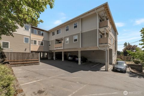 Photo of 11424 1st Avenue S #103, Seattle, WA 98168 (MLS # 2501512)