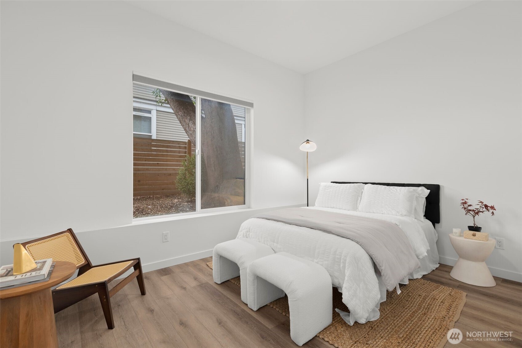 1508 18th Avenue E