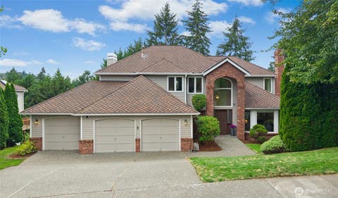 Photo of 6531 154th Place SE, Bellevue, WA 98006 (MLS # 2573661)