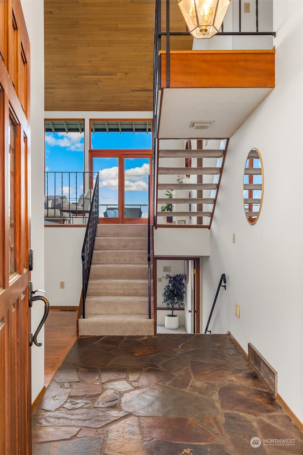 Photo of 14816 SE 51st Street, Bellevue, WA 98006 (MLS # 2225317)