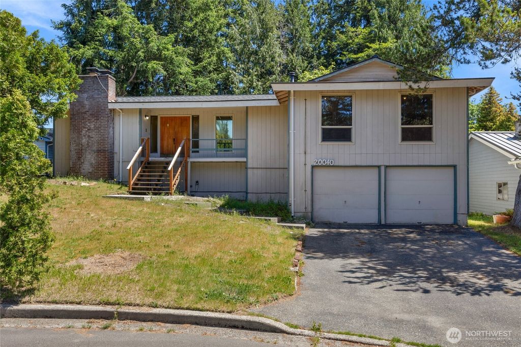 Photo of 20040 61st Court NE, Kenmore, WA 98028 (MLS # 2408776)