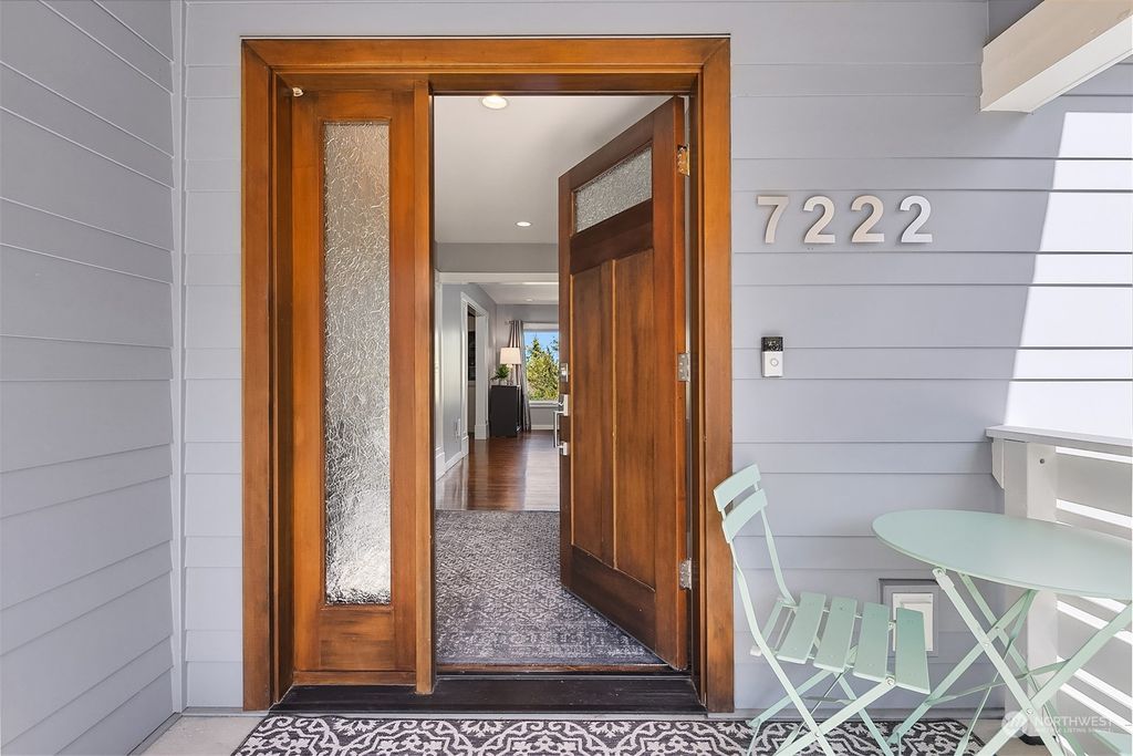 Photo of 7222 153rd Avenue NE, Redmond, WA 98052 (MLS # 2078248)