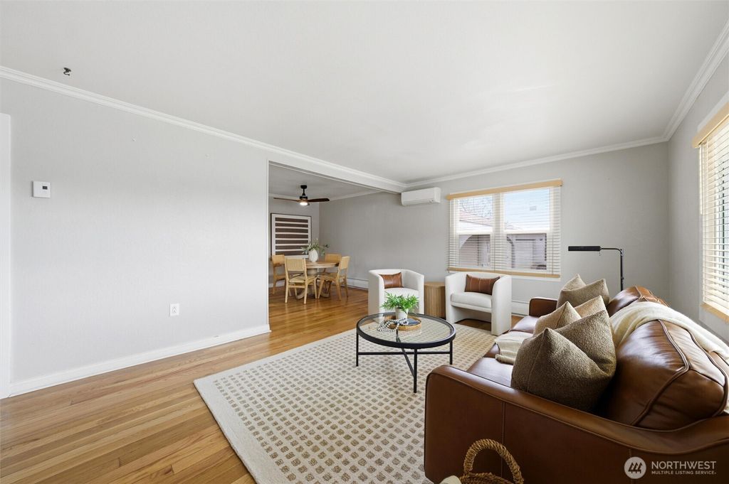 Photo of 90 Van Giesen Street, Richland, WA 99354 (MLS # 2506326)