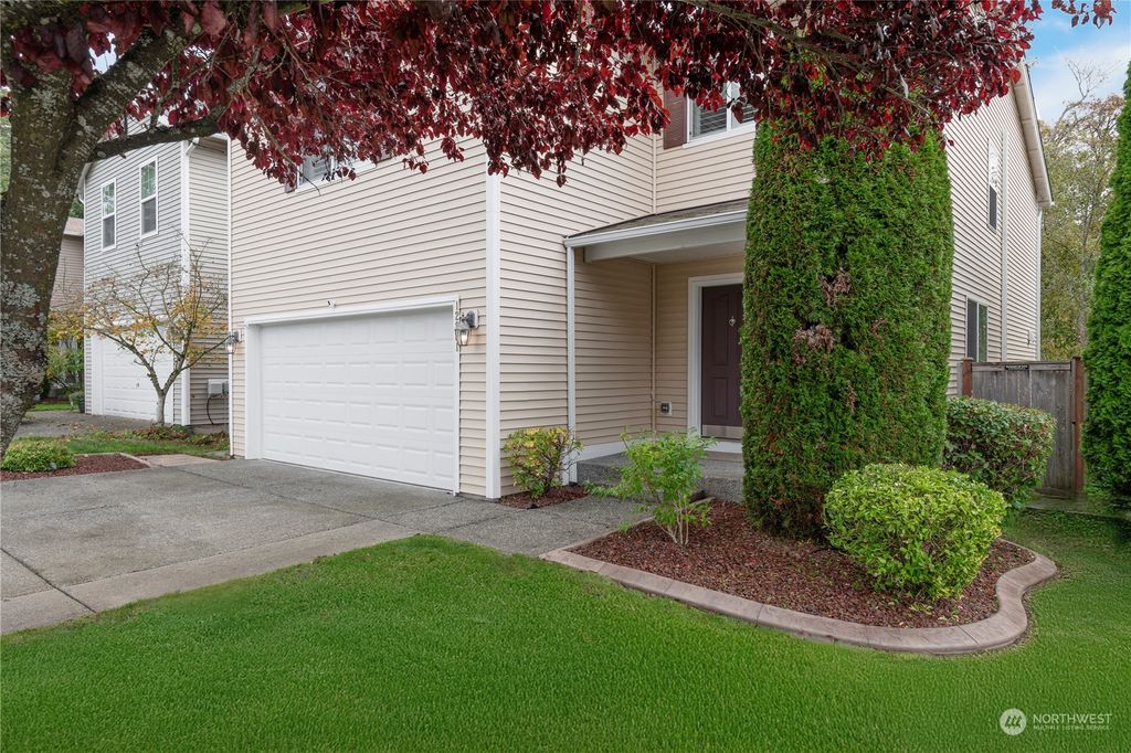 Photo of 12881 SE 225th Court, Kent, WA 98031 (MLS # 2304429)