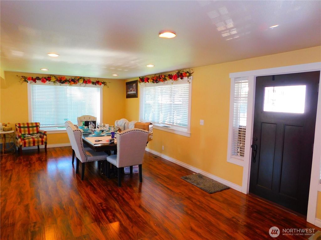 Photo of 4428 92nd Street NE, Marysville, WA 98270 (MLS # 2552752)
