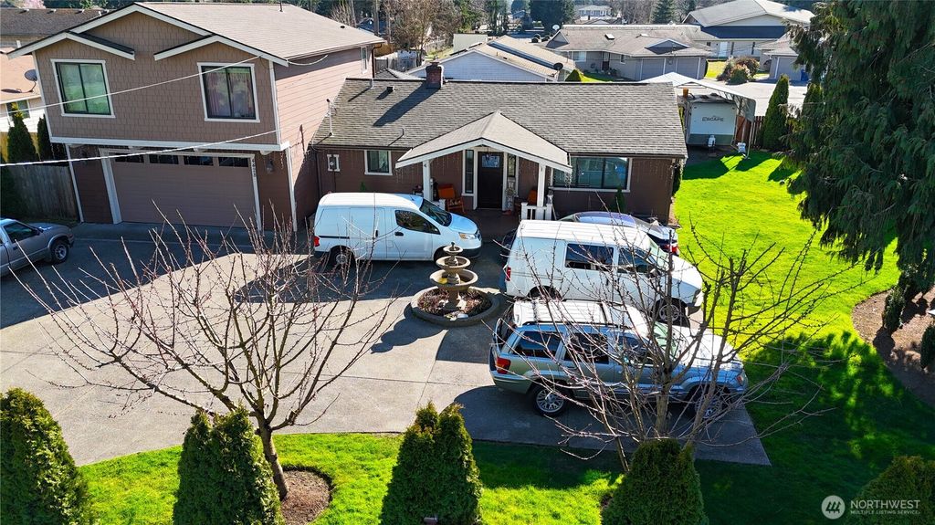 Photo of 4428 92nd Street NE, Marysville, WA 98270 (MLS # 2552752)