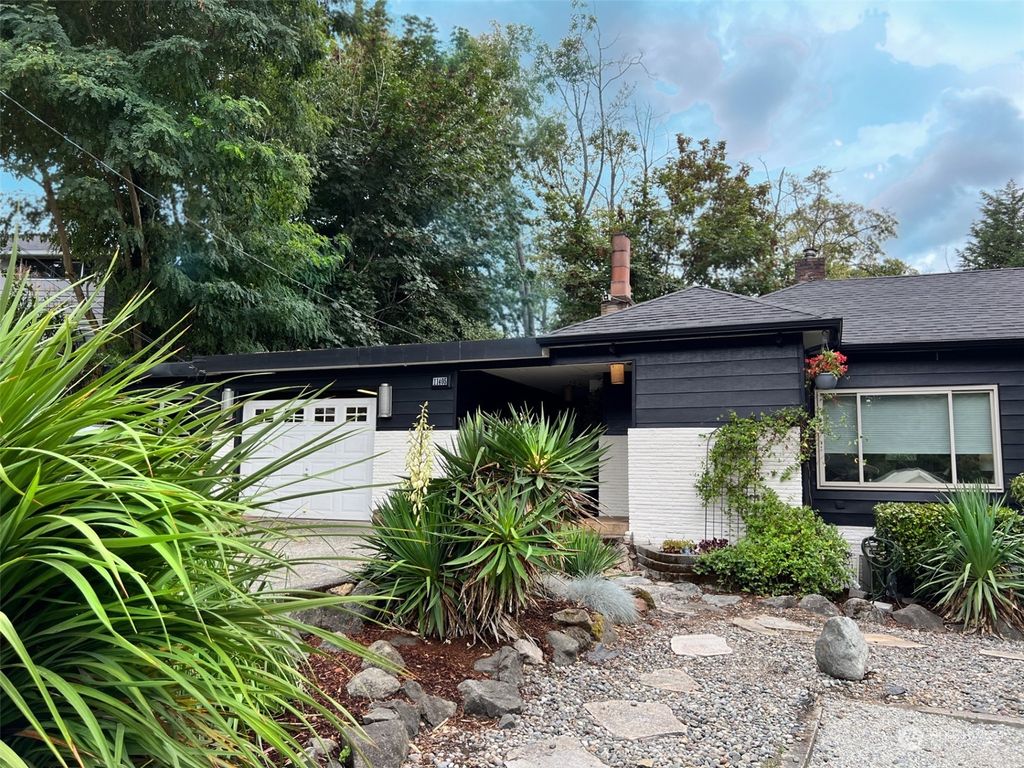 Photo of 11405 Roseberg Avenue S, Seattle, WA 98168 (MLS # 2157246)