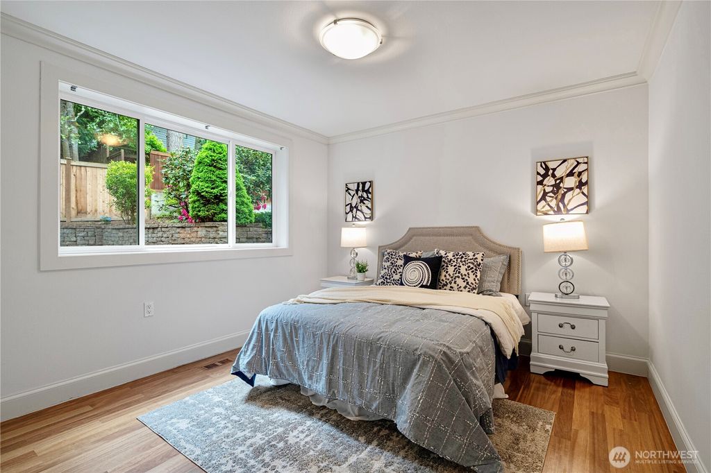 listing image 9361430835111161871