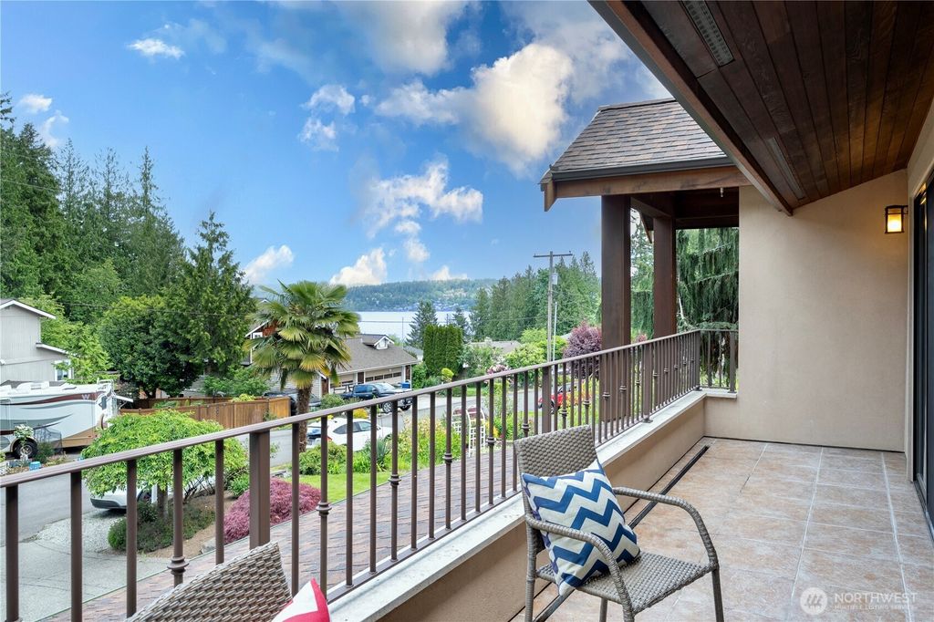 listing image 9361762365871219643
