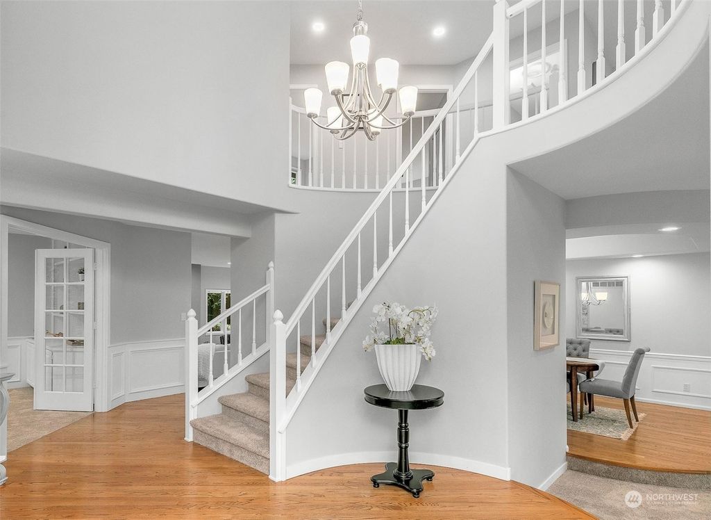 Photo of 6124 155th Place SE, Bellevue, WA 98006 (MLS # 2017283)