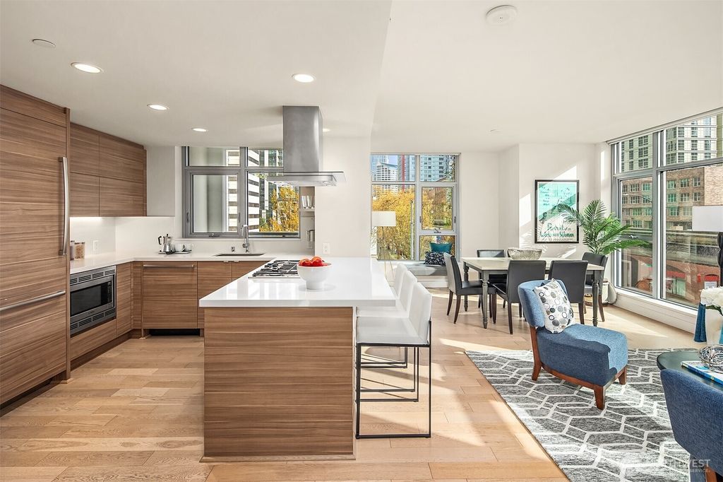 Photo of 588 Bell St #311S, Seattle, WA 98121 (MLS # 2356638)