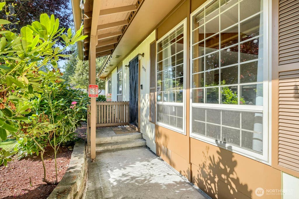 Photo of 29311 33rd Avenue S, Auburn, WA 98001 (MLS # 2561437)