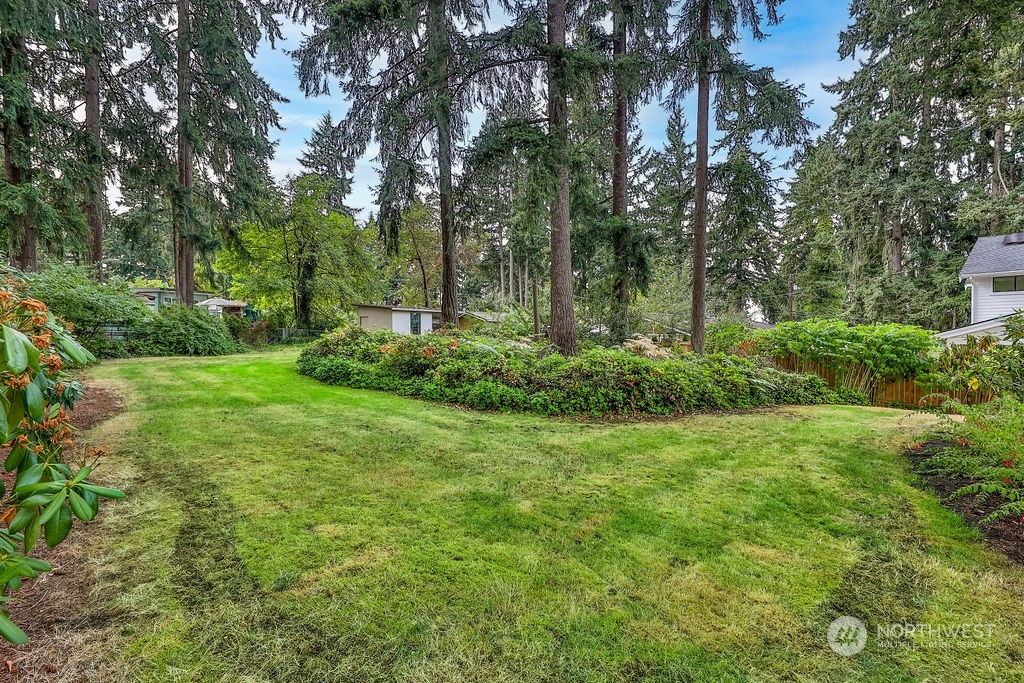 Photo of 3915 153rd Avenue SE, Bellevue, WA 98006 (MLS # 2155106)