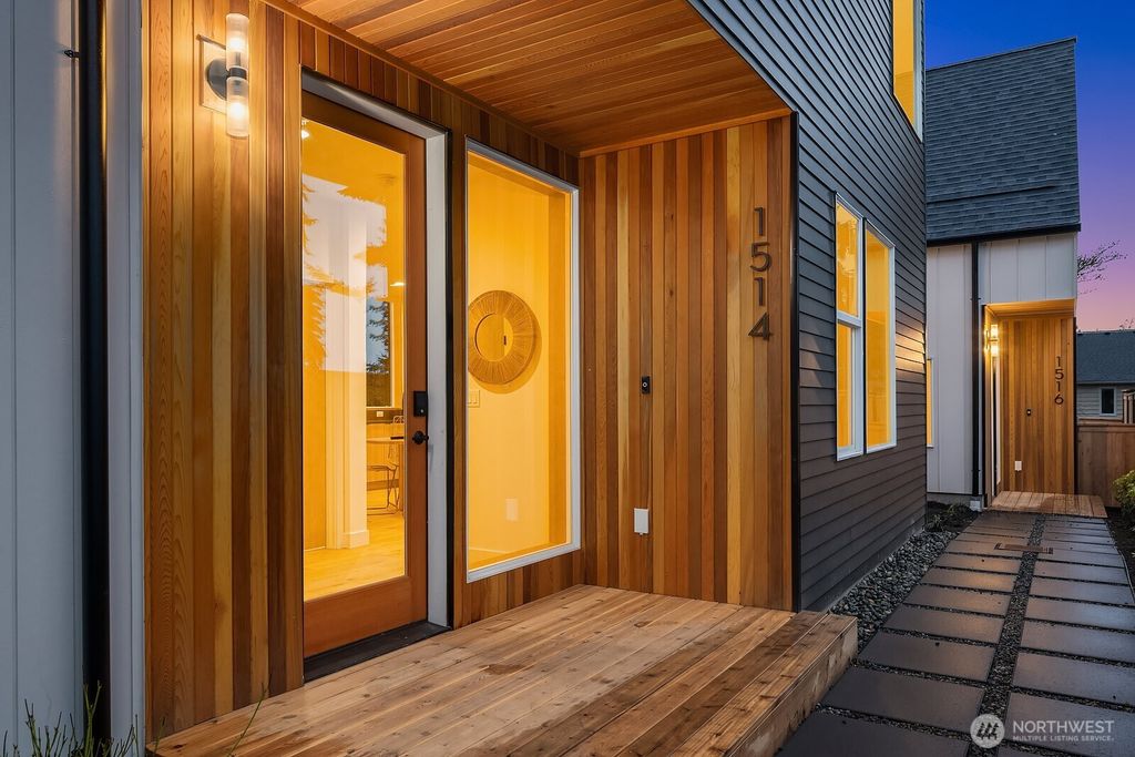 Photo of 1514 NE 97th Street, Seattle, WA 98115 (MLS # 2381706)