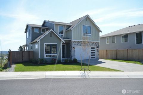 Photo of 9520 38th Street E, Edgewood, WA 98371 (MLS # 2443662)