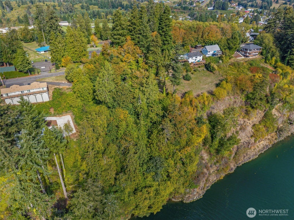 Photo of 620 Columbia Street, Cathlamet, WA 98612 (MLS # 2592121)