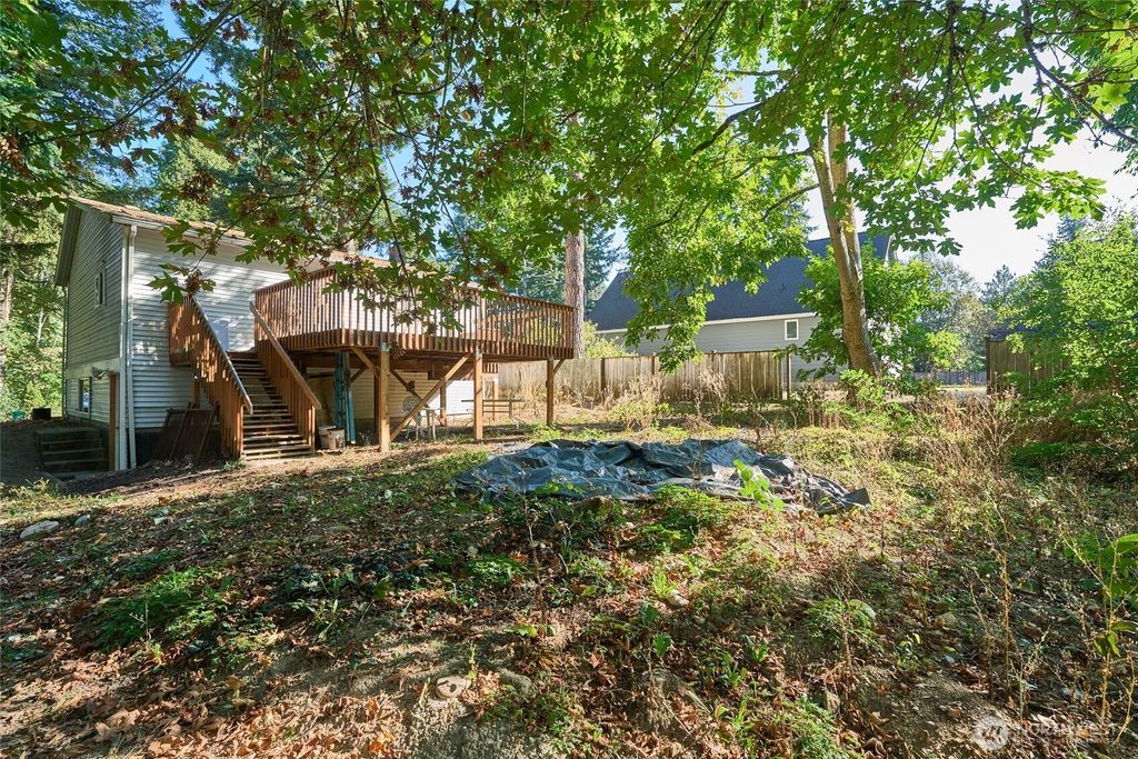 Photo of 17825 118TH Avenue SE, Renton, WA 98058 (MLS # 2442502)