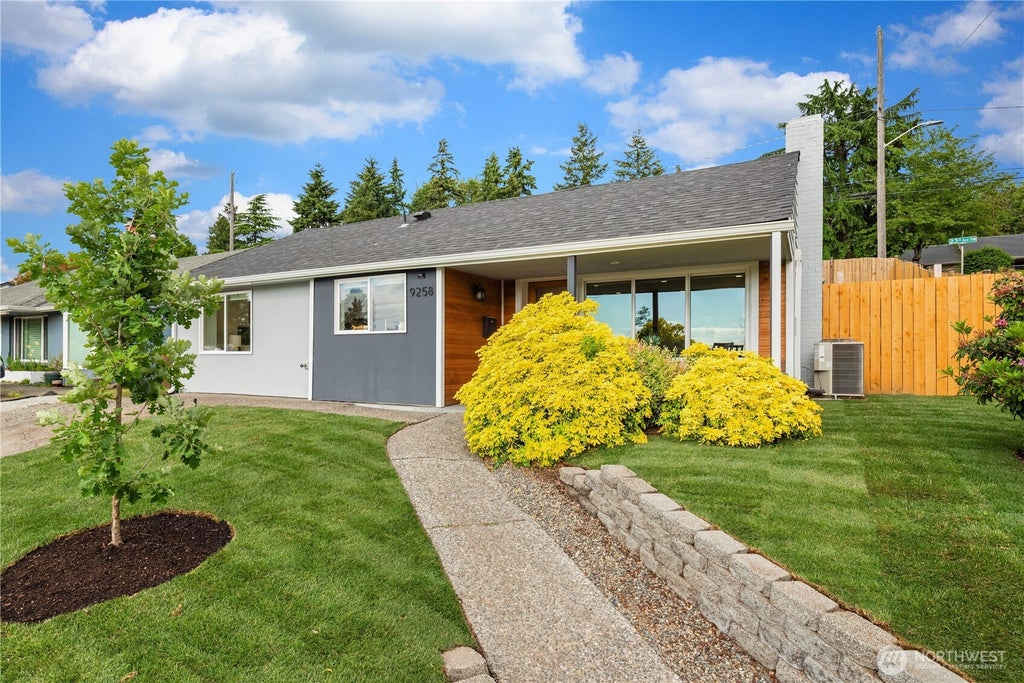Photo of 9258 24th Avenue SW, Seattle, WA 98106 (MLS # 2535476)