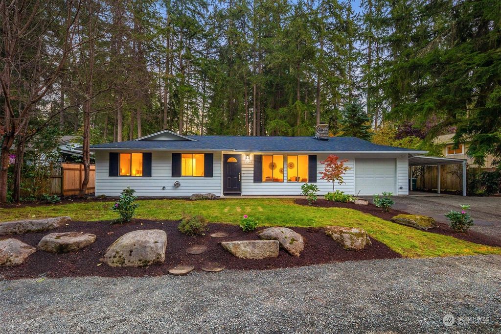 Photo of 16534 190th Avenue NE, Woodinville, WA 98072 (MLS # 2299403)