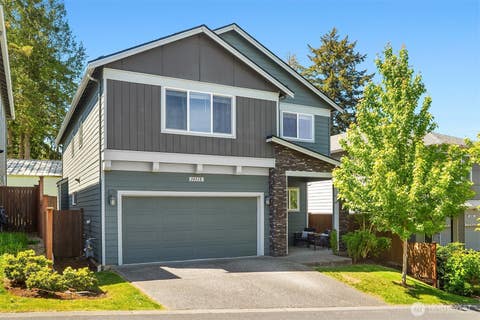 Photo of 14518 38th Avenue W, Lynnwood, WA 98087 (MLS # 2532229)