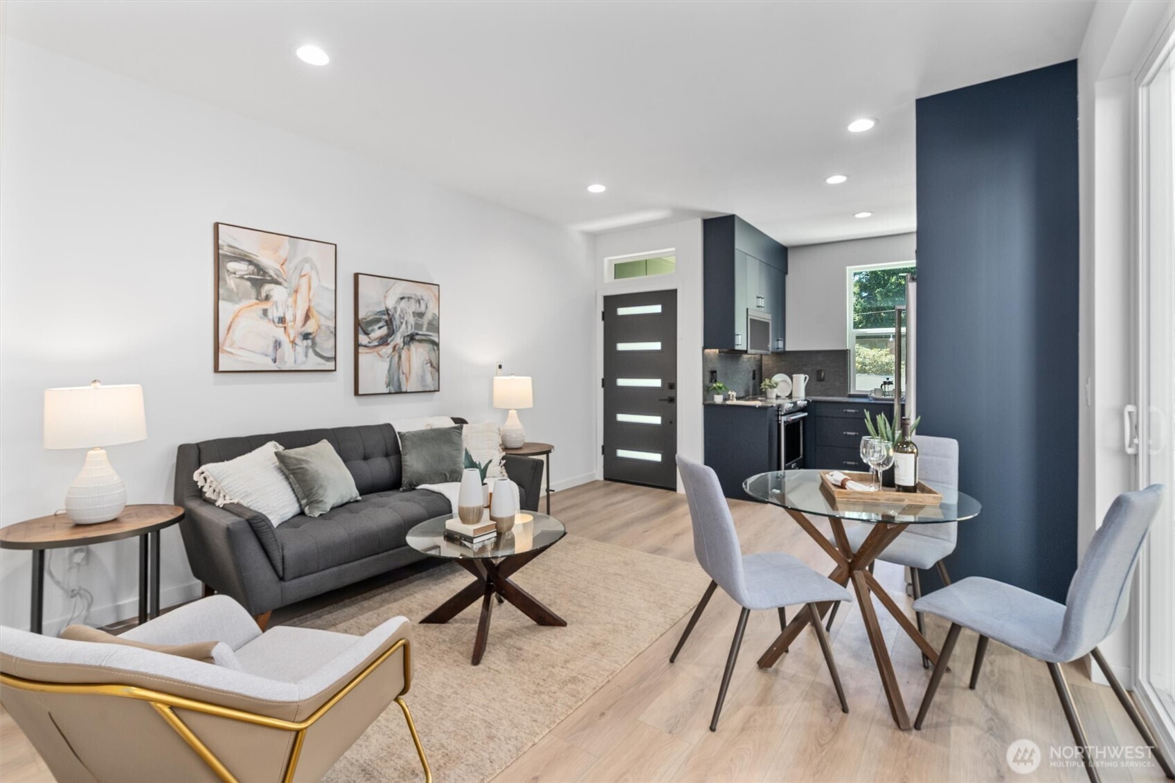 10750 Interlake Avenue N