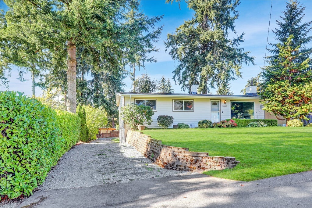 Photo of 20219 12th Place, SeaTac, WA 98198 (MLS # 2556586)