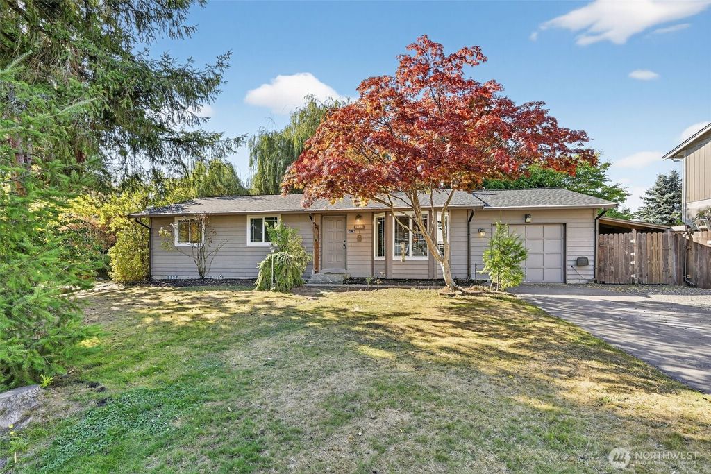 Photo of 328 101st Ave Se Ave, Lake Stevens, WA 98258 (MLS # 2434059)