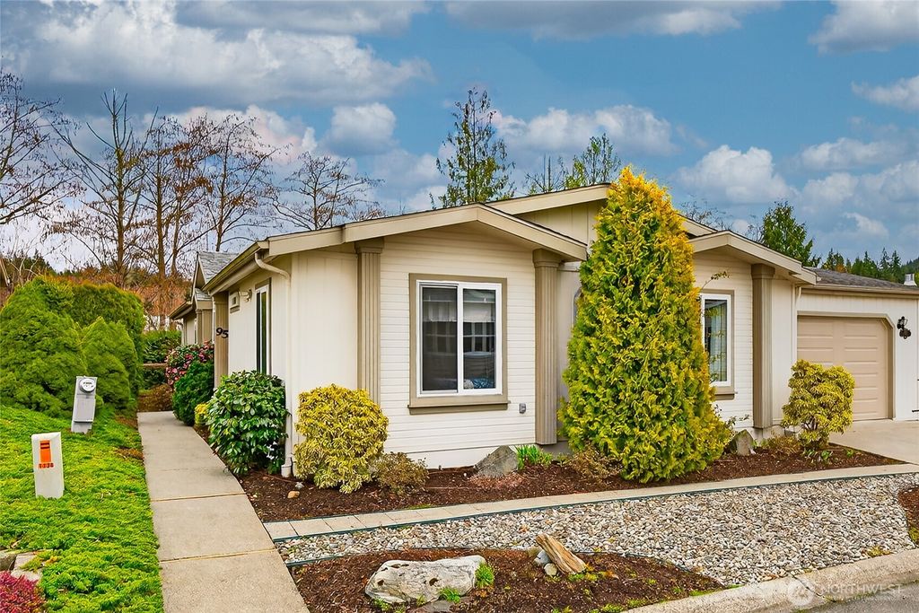 Photo of 2610 E Section Street #95, Mount Vernon, WA 98274 (MLS # 2492846)