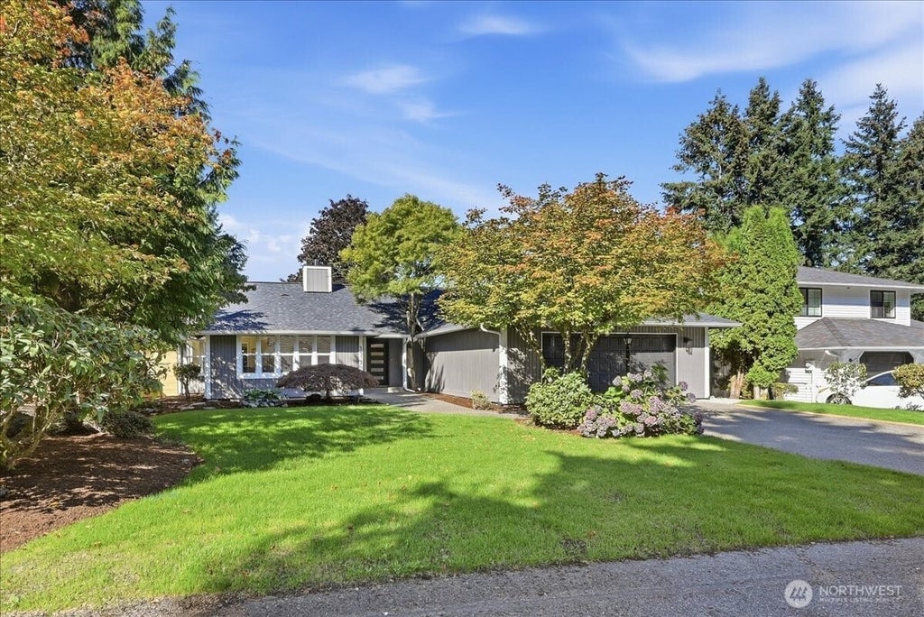 Photo of 5512 75th Avenue Ct W, University Place, WA 98467 (MLS # 2584720)