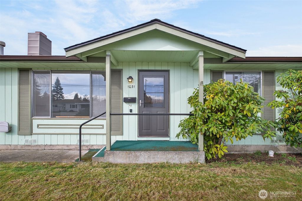 Photo of 1031 N Laventure Road, Mount Vernon, WA 98273 (MLS # 2488403)