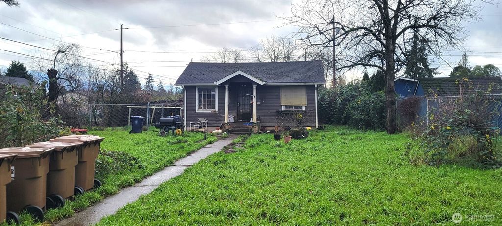 Photo of 830 E 66th Street, Tacoma, WA 98404 (MLS # 2464008)
