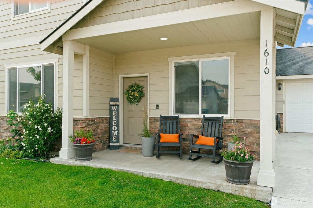 Photo of 1610 E Spokane Avenue, Ellensburg, WA 98926 (MLS # 2563960)
