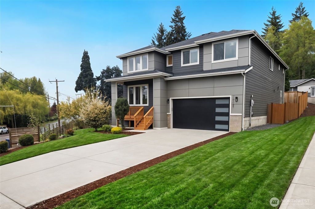Photo of 16431 Sylvester Road SW, Burien, WA 98166 (MLS # 2507441)