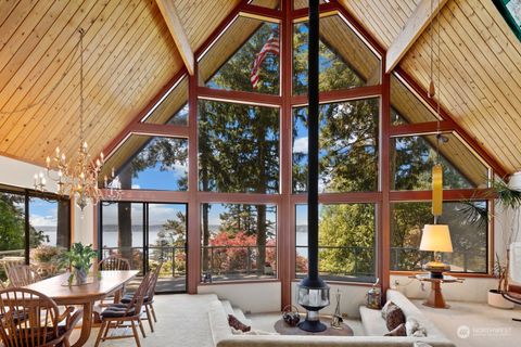 A home in Camano Island